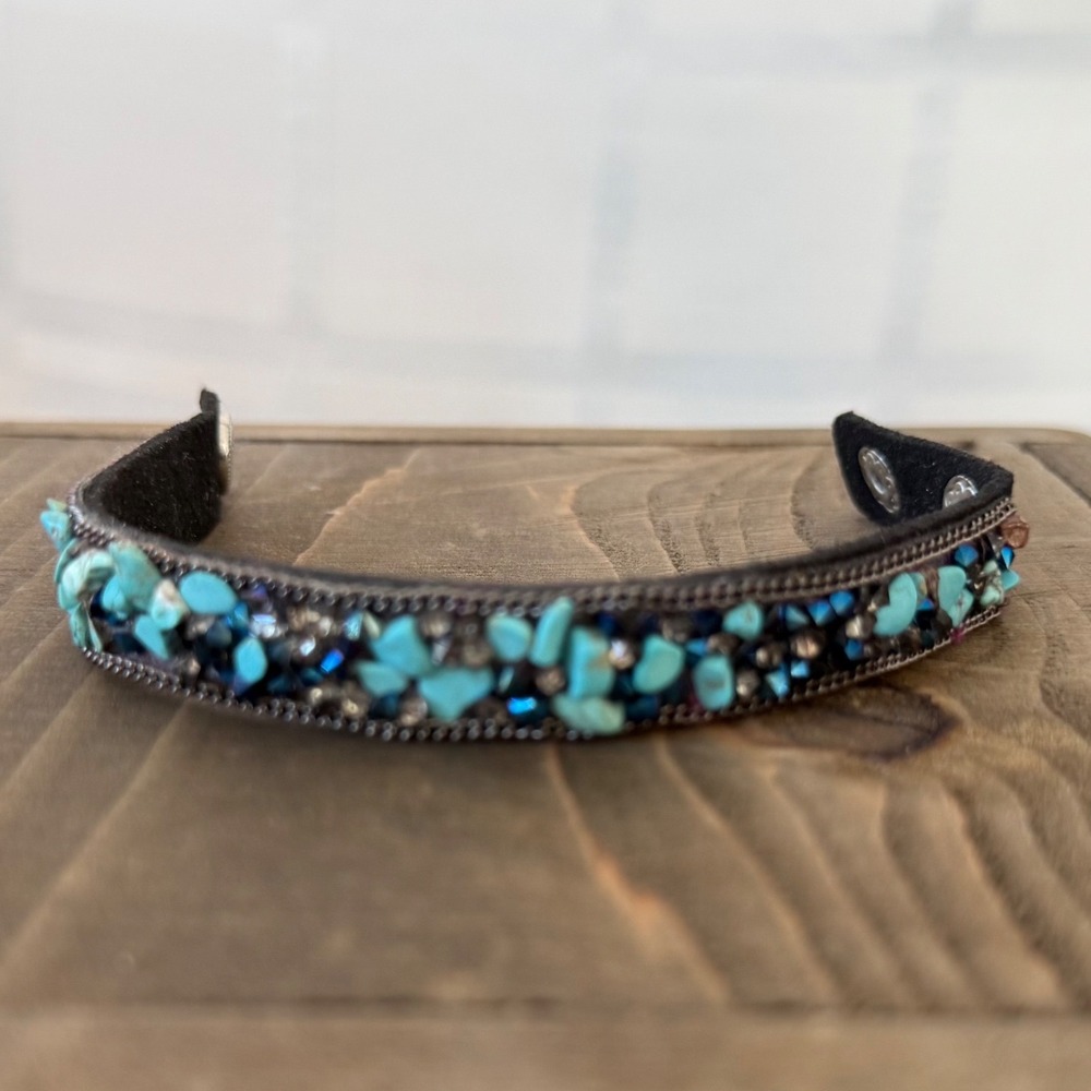 Boho Turquoise & Crystal Bead Suede Snap Cuff Bracelet